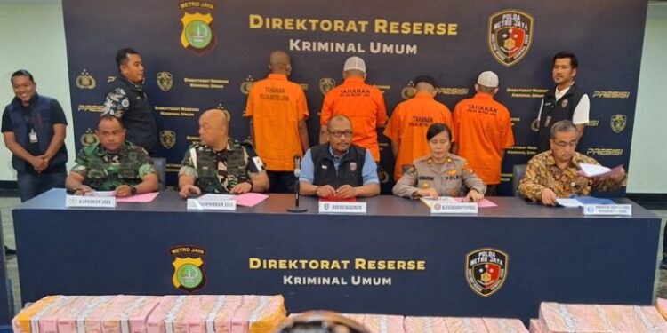 Kasus Uang Palsu Rp22 Miliar Terungkap, Empat Orang Ditangkap dan Tiga DPO