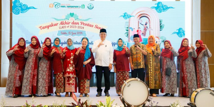 Benyamin Davnie Terpesona dengan Penampilan Anak-anak PAUD Cikal Harapan 2