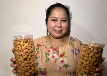 Cerita Neneng, Penjual Kue dan Baju di Pasar Rebo Kini Bisa Menopang Perekonomian Keluarga Berkat Holding Ultra Mikro BRI