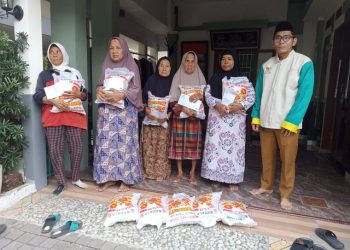 600 Lansia di Kota Tangsel Terima Bantuan GAUL dari BAZNAS