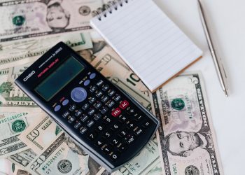 Manajemen Keuangan Internasional Mengatasi Risiko Nilai Tukar Valuta Asing