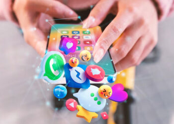 Seperti Rokok, Ahli Ingatkan agar Media Sosial Juga Dilengkapi Label Peringatan