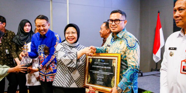 Pemkot Tangsel Raih Paritrana Award Tingkat Provinsi