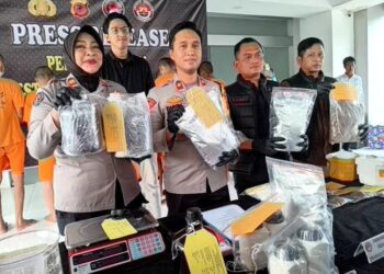 Polres Bogor Berhasil Ungkap Pabrik Tembakau Sintetis di Tangsel