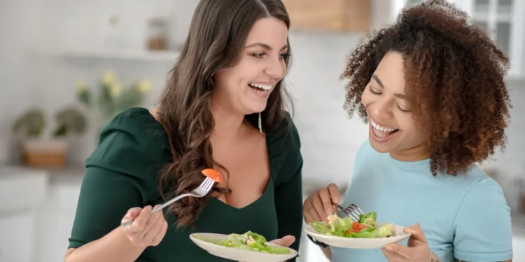 Perempuan Usia 40-an Wajib Banget Konsumsi Asupan Ini