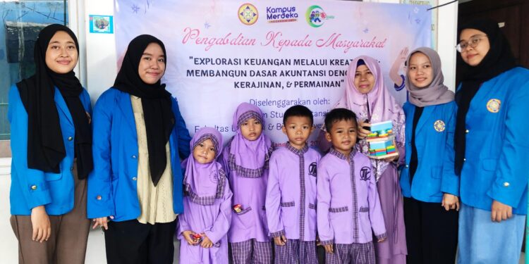 PKM Unpam: Mengajarkan Pendidikan Keuangan Sejak Dini pada Anak