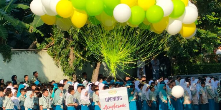 MPLS Hari Pertama Al Zahra Indonesia Diikuti Ratusan Siswa