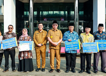 Apresiasi ASN Pemkot Tangsel yang Purnabakti, Benyamin: Terima Kasih Atas Pengabdiannya