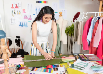 Tips Memulai Bisnis Fashion dengan Brand Sendiri, Berani Coba?
