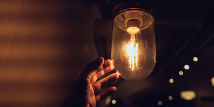 Apa Hubungan Paparan Cahaya di Malam Hari dengan Diabetes?