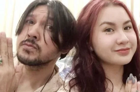Selain Menyoroti Tato dan Tahi Lalat Audrey, Netizen Juga Beri Dukungan pada David ‘Naif’ Atas Video Syur Mirip Putrinya