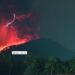 Gunung Ibu Erupsi Lagi, Keluarkan Abu, Lava Pijar dan Dentuman Kilat