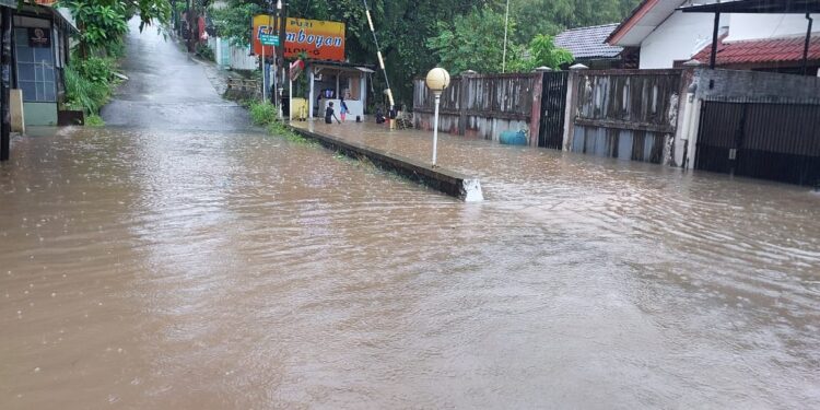 Hujan Deras, Sejumlah Wilayah di Tangsel Tergenang