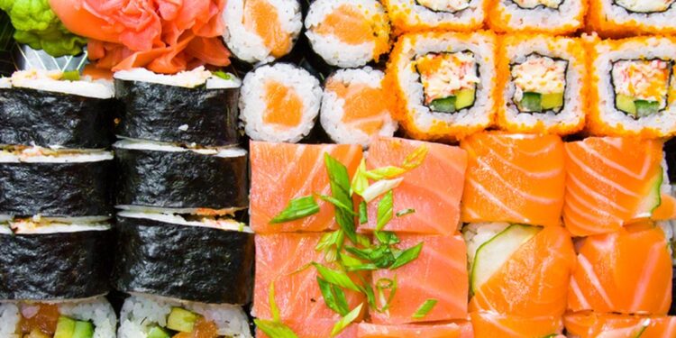 Pecinta Makanan Jepang, Wajib Tahu Enam Jenis Sushi Ini