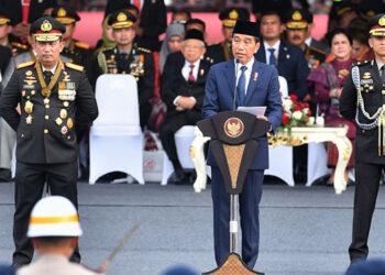 Punya Peran Sentral, Jokowi Apresiasi Kinerja Polri Jaga Stabilitas dan Keamanan Negara