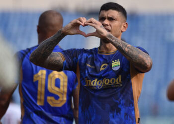 Meski Bekuk PSM, Pelatih Persib Akui Masih Banyak yang Harus Dievaluasi