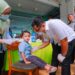 Sukseskan PIN Polio, Pilar Turut Berikan Imunisasi ke Anak Balita
