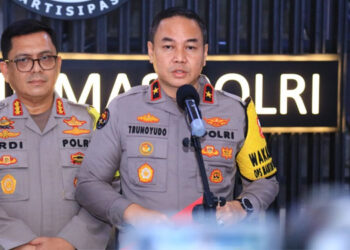 HUT Ke-78 Bhayangkara, Polri Gelar Pertunjukan Wayang Kulit Lakon “Tumurune Wiji Sejati”