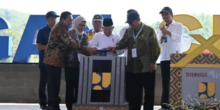 Resmikan Bendungan Cipanas di Sumedang, Wapres Ma’ruf Amin Dorong Pengembangan Destinasi Wisata