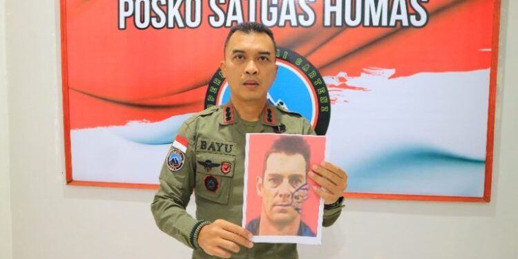 Baru Mendarat di Mimika, Pilot WN Selandia Baru Langsung Ditembak dan Dibakar KKB