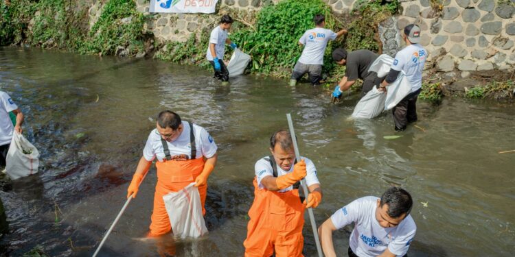 BRI Peduli Jaga Sungai Jaga Kehidupan, Edukasi Masyarakat Menjaga Kebersihan Sungai dan Hijaukan Lingkungan Sekitar