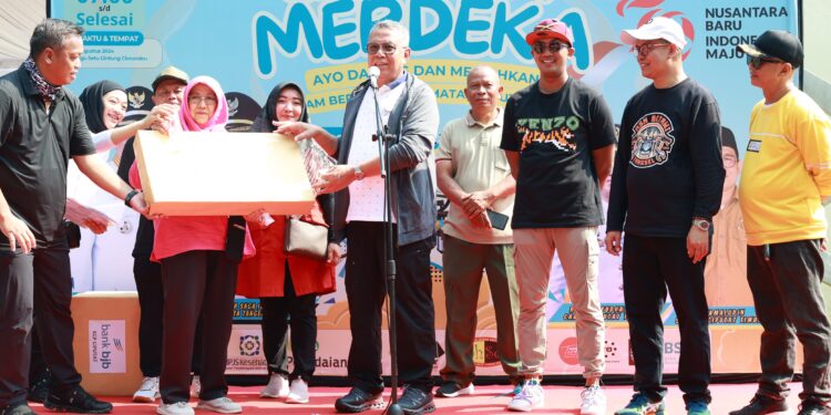 Wali Kota Tangsel Ikut Serta Semarakkan Gebyar Merdeka di Kecamatan Ciputat Timur