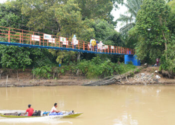 Bangun Jembatan Gantung, BRI Bantu Mobilitas Warga dan Dorong Ekonomi Masyarakat Desa
