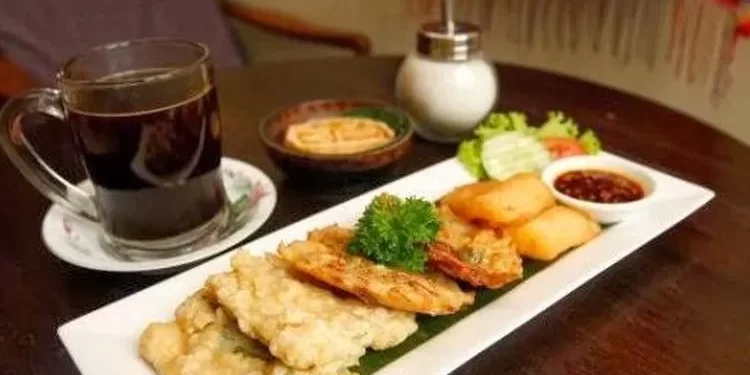 Stop! Konsumsi Makanan Ini Sebagai ‘Pasangan’ Kopi
