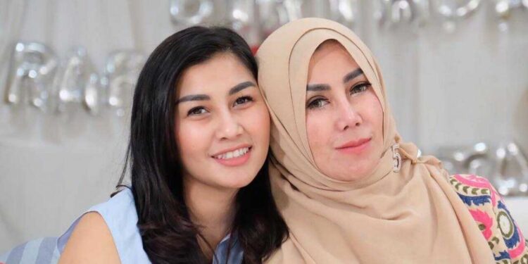 Adik Raffi Ahmad Ingin Bercerai, Tak Disangka Begini Respon Amy Qanita