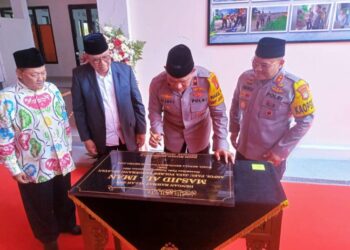 Wakapolda Metro Jaya Resmikan Masjid Al-Iman di Tangsel