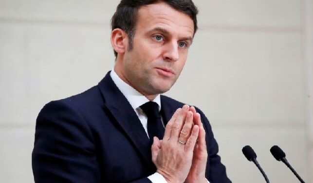 Heboh, Adegan Mesra Presiden Prancis dan Menteri Olahraga di Pembukaan Olimpiade Paris