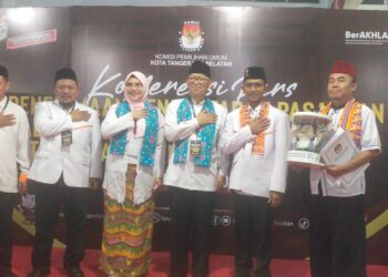 Paslon Ruhama-Shinta Daftar Ke KPU Tangsel, Usung Jargon “Matang Sehat”