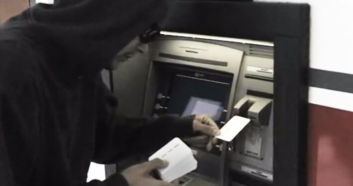 Gasak Uang Rp107 Juta di ATM, Dua Orang Pelaku Diringkus Polisi