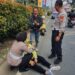 Laka Lantas di Jalan Pahlawan Seribu, Personil Polres Tangsel Sigap Tangani Korban