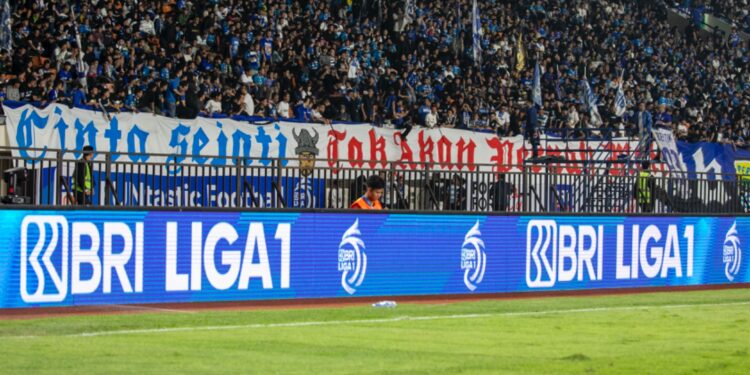 BRI Liga 1 Bergulir, Omzet UMKM Penjual Gorengan ini Meningkat Hingga Dua Kali Lipat