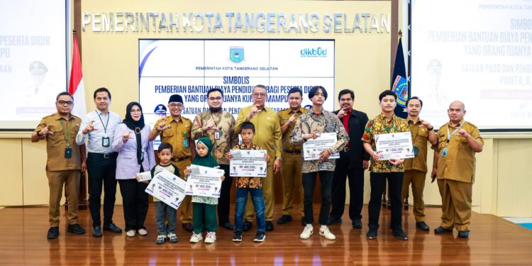 Berikan Bantuan Pendidikan PAUD hingga Kesetaraan, Benyamin: Prioritas Siswa Kurang Mampu