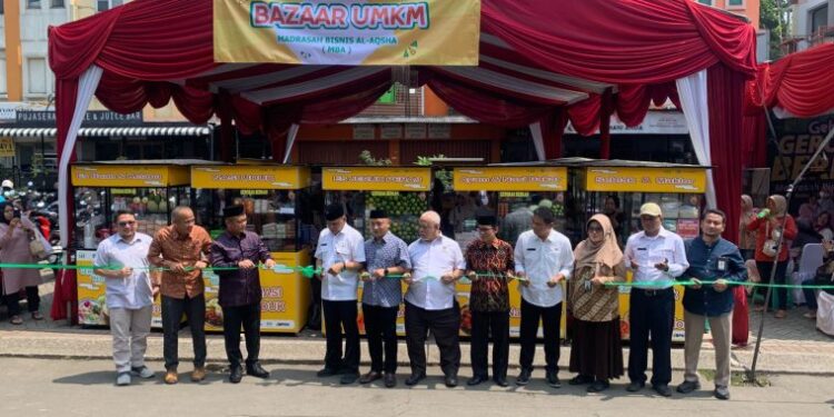 BAZNAS Tangsel Hadiri Gebyar 1000 Gerobak dan Bazar UMKM Al-Aqsha De Latinos