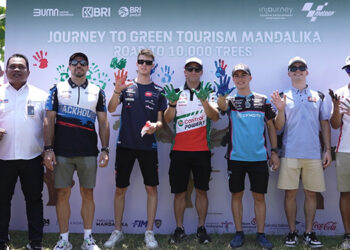 Dorong “Pariwisata Hijau” Mandalika, BRI Ajak Pembalap MotoGP Tanam Pohon Demi Keseimbangan Lingkungan