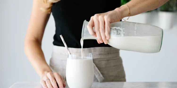 Konsumsi Cashew Milk Auto Bikin Kulit Sehat dan Awet Muda