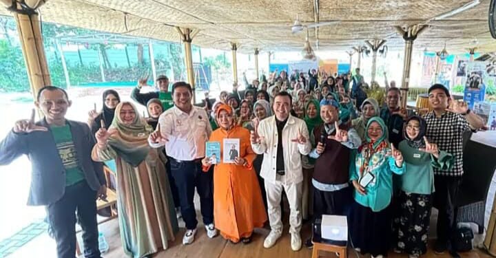 Gandeng LPK Lumosa, Gerai Lengkong Gelar Pelatihan Public Speaking untuk Para Ibu di Tangsel