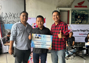 Dapat Hadiah Umrah dari FIFGROUP, Konsumen Asal Ciamis Ini Bersyukur dan Tak Menyangka