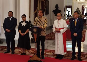 Jokowi: Rakyat Indonesia Menyambut Hangat Kedatangan Paus Fransiskus
