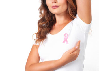 Mendiang Puput Novel Berjuang Melawan Kanker Payudara, Ini Ciri-Ciri yang Kerap Tak Disadari