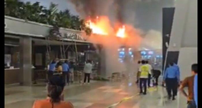 kebakaran bandara soetta