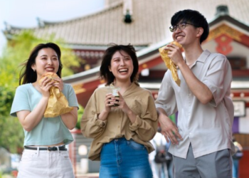 Atasi Lelah Mental dan Stress, Anak Muda di China Pilih Tinggal di Panti Jompo