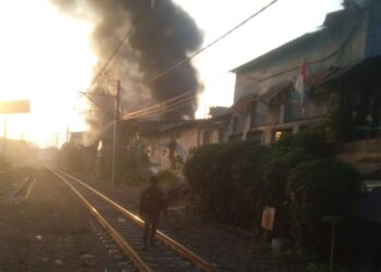 Kebakaran Melanda Petamburan Grogol Pagi Ini