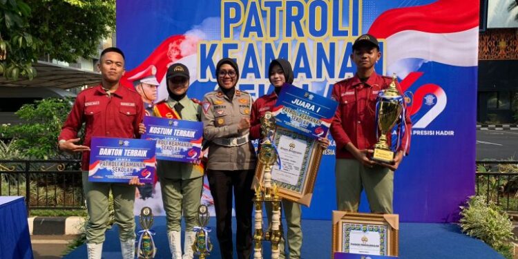Polres Tangsel Raih Juara Umum Baris Berbaris Tingkat Polda