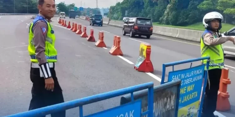 Libur Panjang Akhir Pekan, Rekayasa Lalu Lintas di Puncak Diberlakukan
