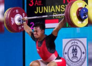 Sumbang Emas Angkat Besi PON 2024 untuk Banten, Rizki Juniansyah Pecahkan Rekor
