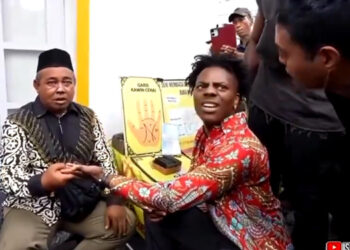 Kunjungi Jakarta, YouTuber IShowSpeed Antusias Usai Diramal di Kota Tua